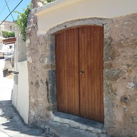 Apartment Heracles Traditional Cretan Spilion