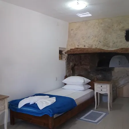 Apartment Heracles Traditional Cretan *